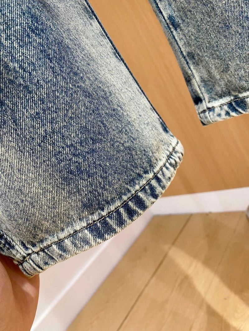 Louis Vuitton Jeans Vibrant 135127