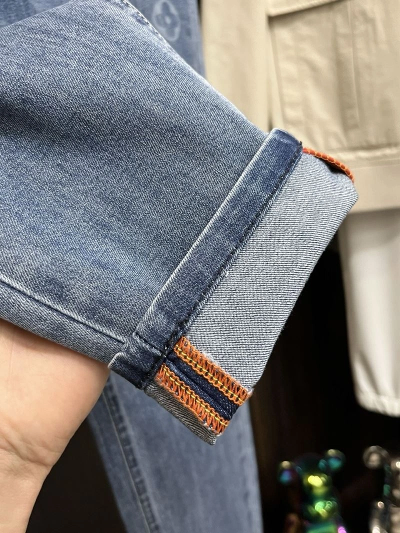 Louis Vuitton Jeans FreshLook 135124