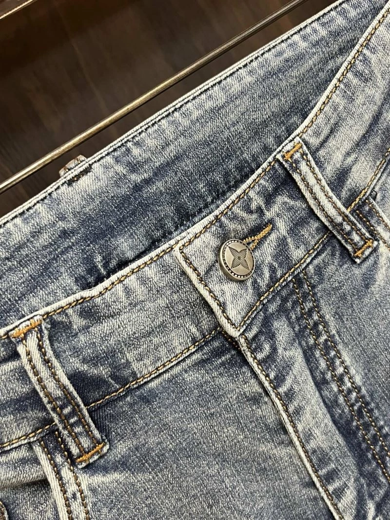 Louis Vuitton Jeans EasyCare 135114