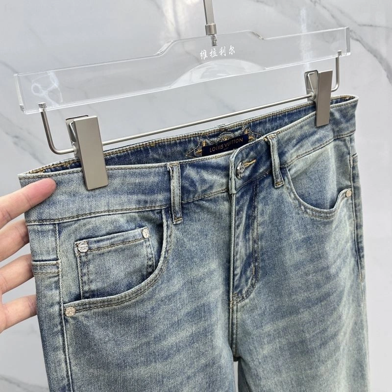 Timeless Louis Vuitton Jeans 135135