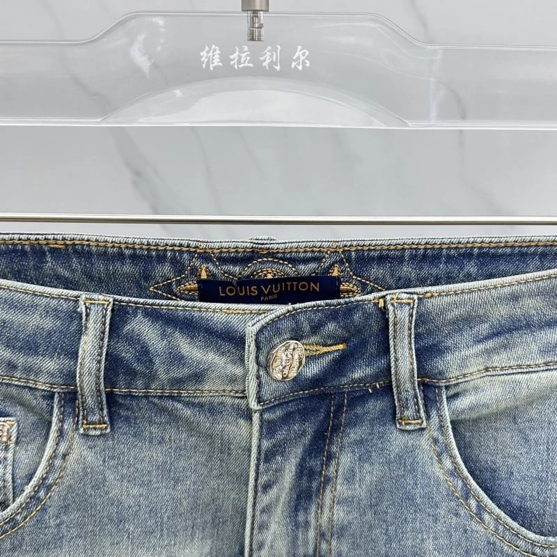 Timeless Louis Vuitton Jeans 135135