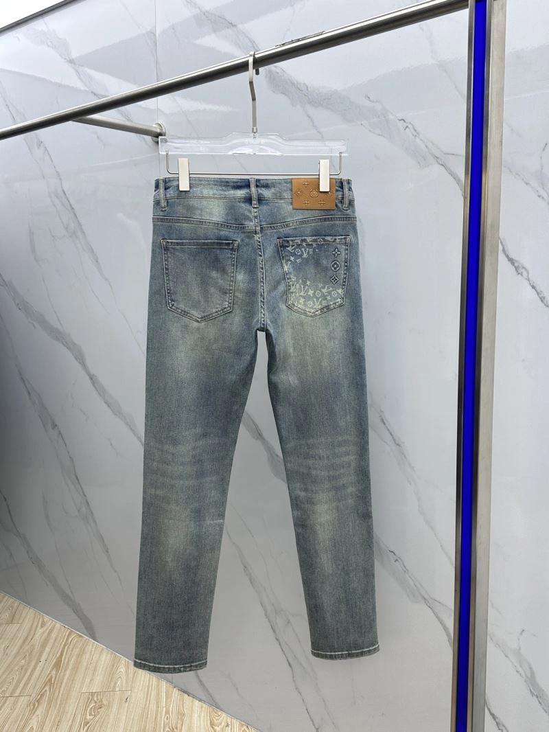Timeless Louis Vuitton Jeans 135135
