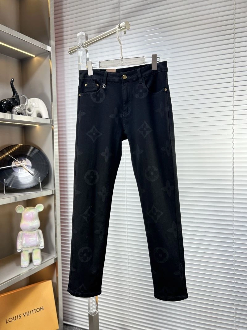 Louis Vuitton Jeans Sleek 135122