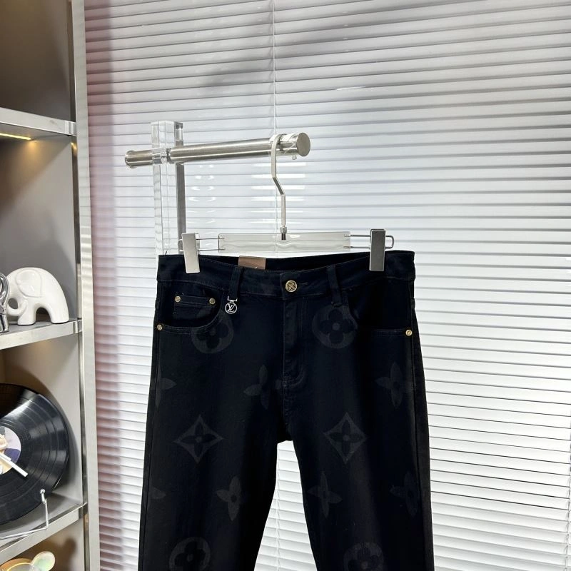 Louis Vuitton Jeans Sleek 135122