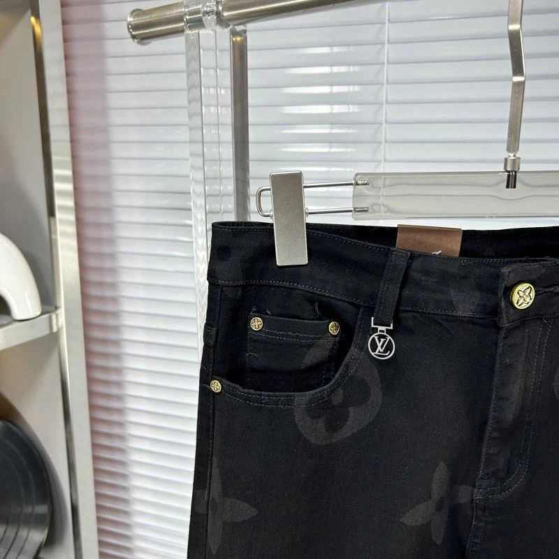 Louis Vuitton Jeans Sleek 135122