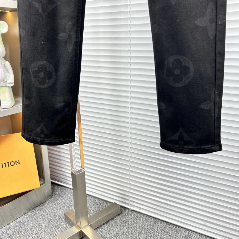 Louis Vuitton Jeans Sleek 135122