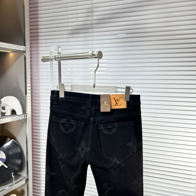 Louis Vuitton Jeans Sleek 135122