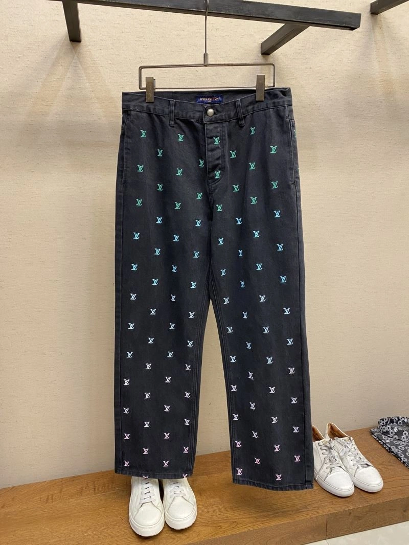 Versatile Louis Vuitton Jeans 135132