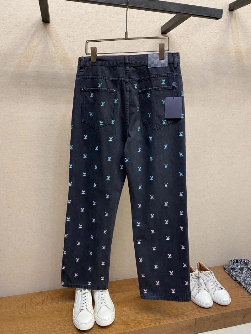 Versatile Louis Vuitton Jeans 135132