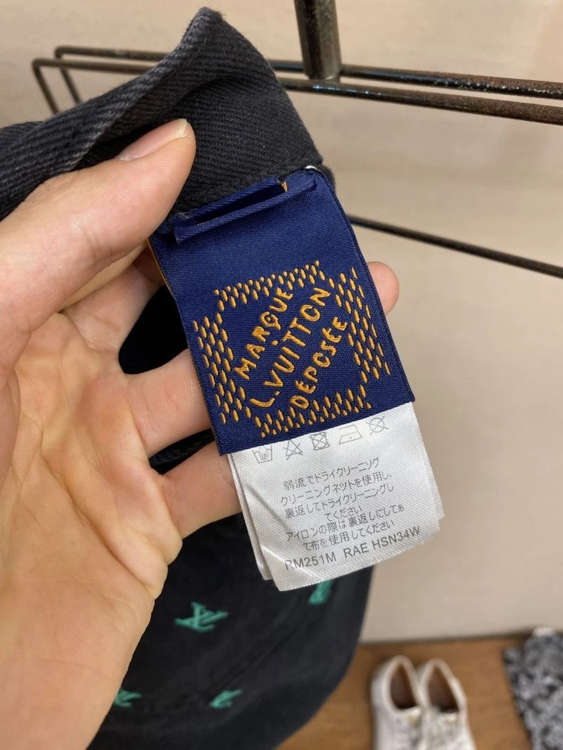 Versatile Louis Vuitton Jeans 135132