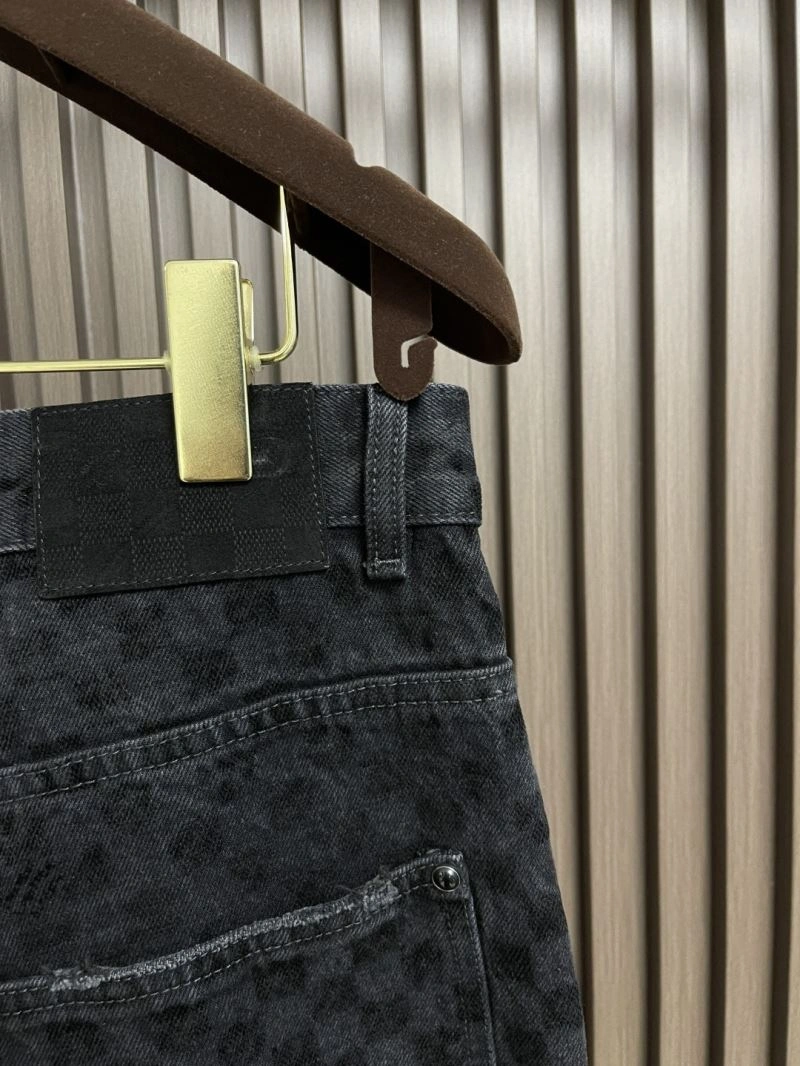WellDesigned Louis Vuitton Jeans 135113