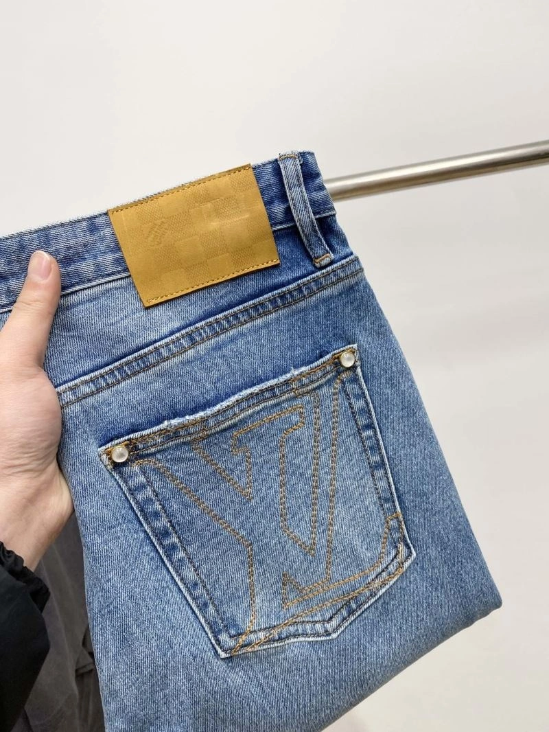 Louis Vuitton Jeans Reliable 135121