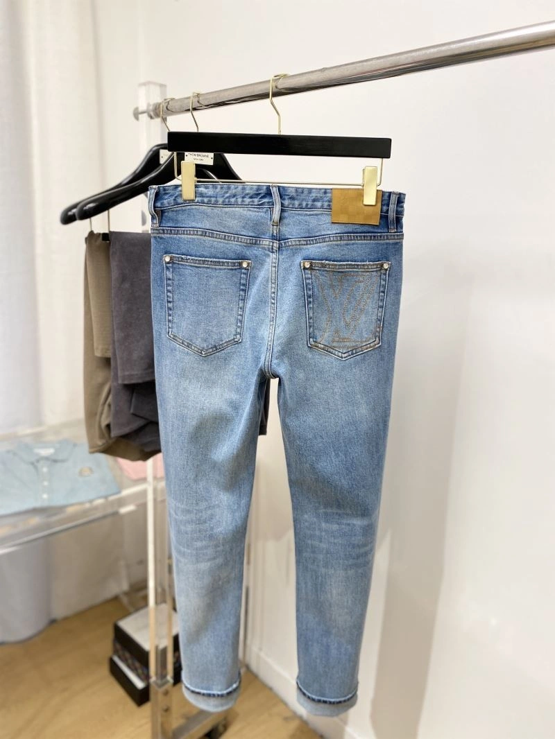 Louis Vuitton Jeans Reliable 135121