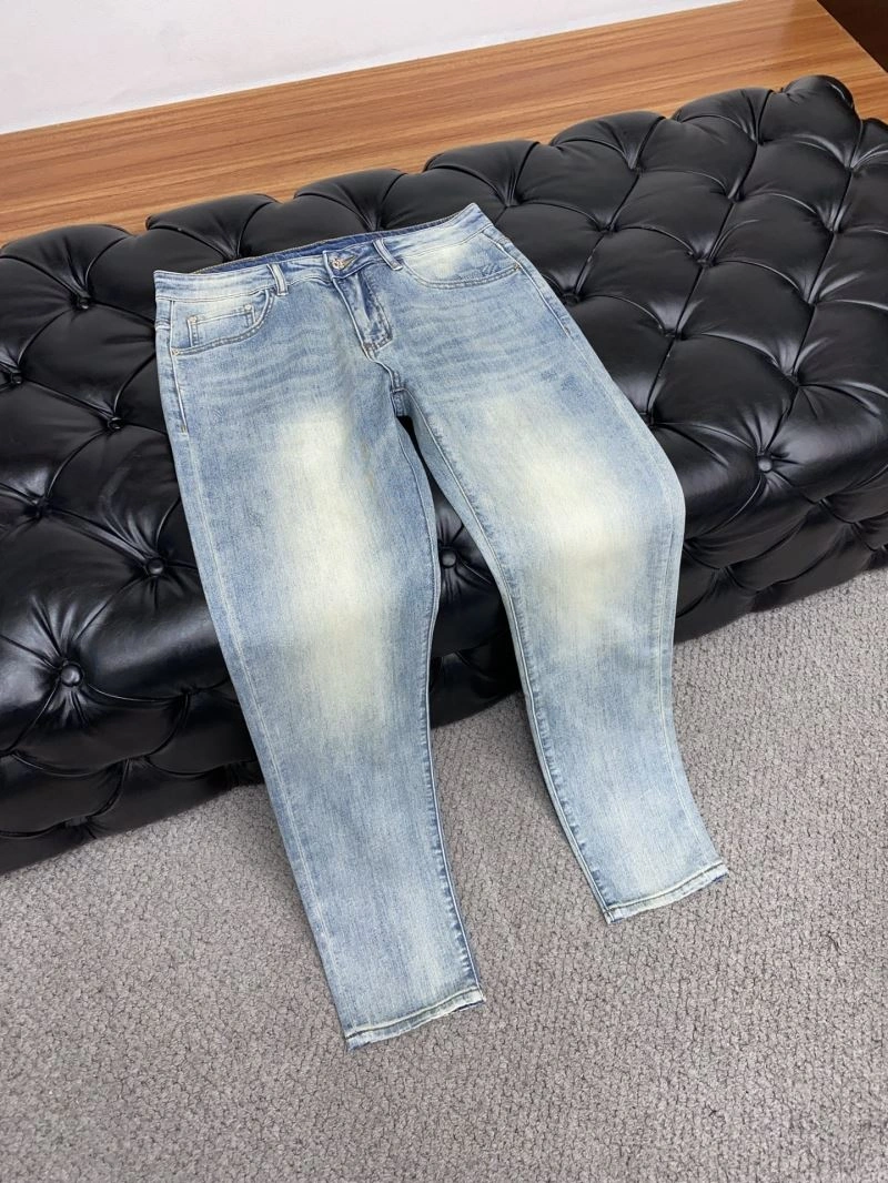 Comfortable Louis Vuitton Jeans 135108
