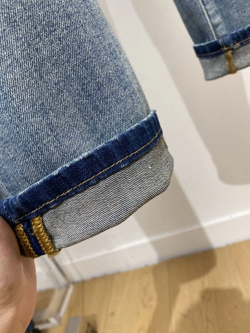 Louis Vuitton Jeans WeatherProof 135106