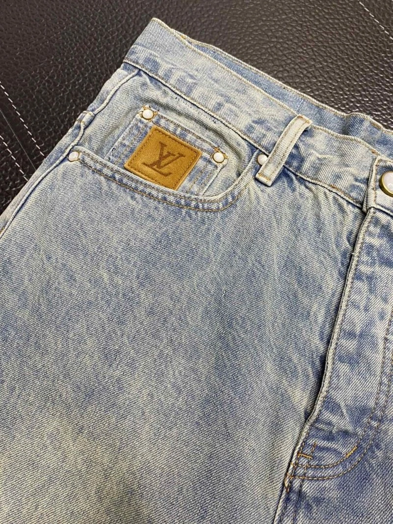 Louis Vuitton Jeans Refined 135107