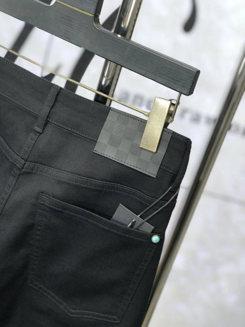 RelaxedFit Louis Vuitton Jeans 135103