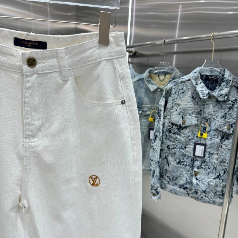 Louis Vuitton Jeans MultiPurpose 135083