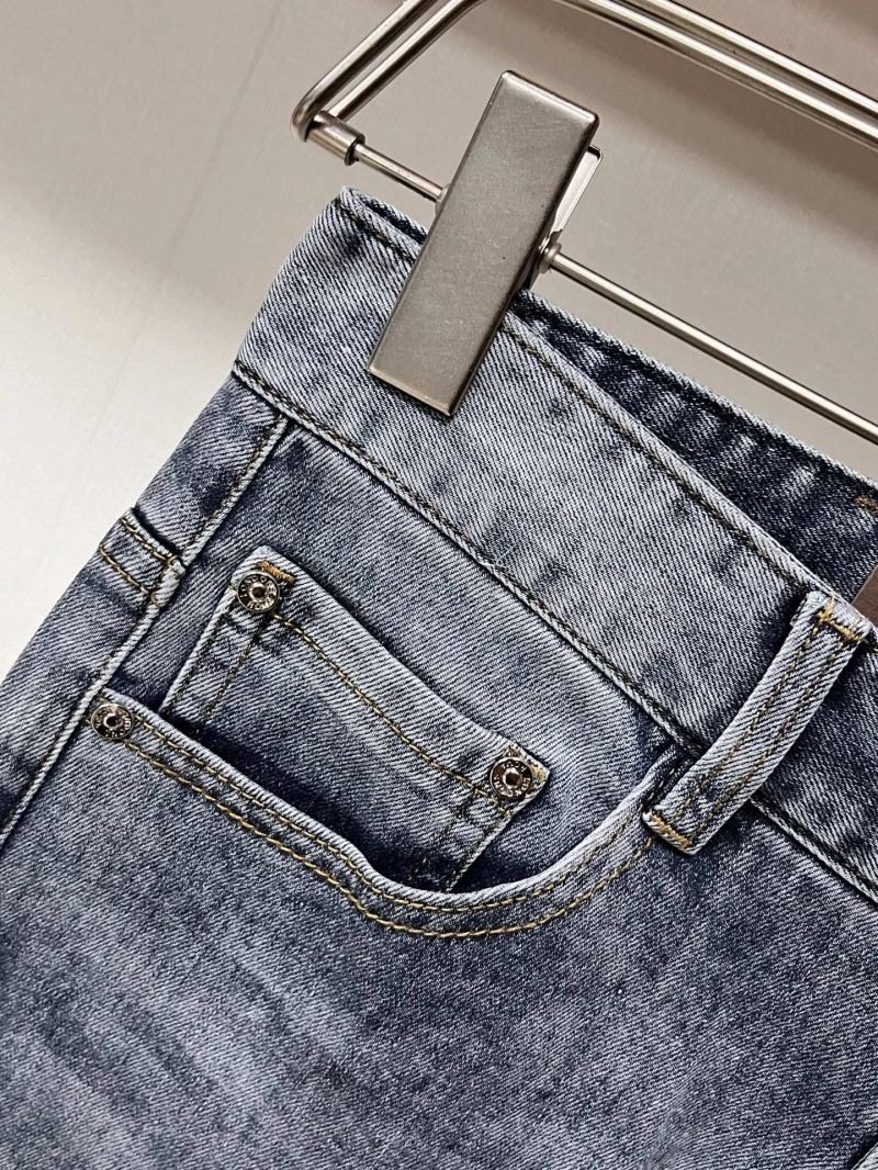 Louis Vuitton Jeans MultiPurpose 135080