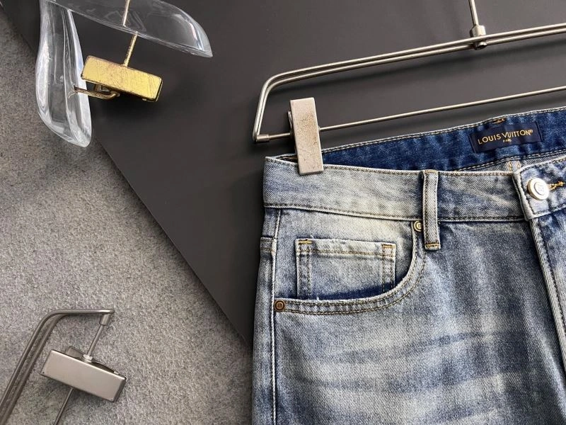 StreetReady Louis Vuitton Jeans 135089