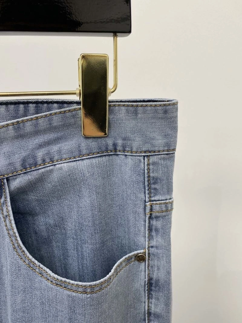 Louis Vuitton Jeans Youthful 135085