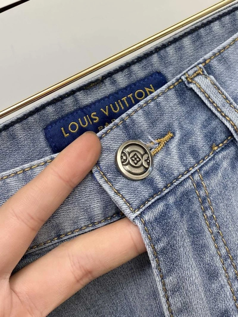 Louis Vuitton Jeans Youthful 135085