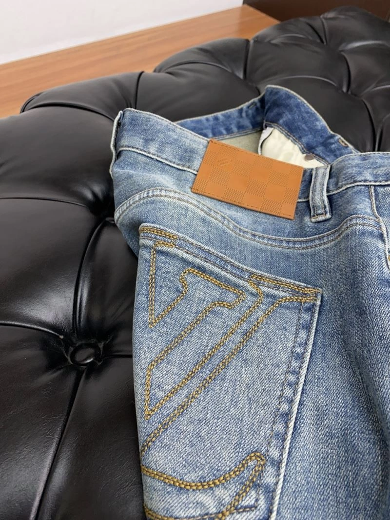 Stretchable Louis Vuitton Jeans 135078