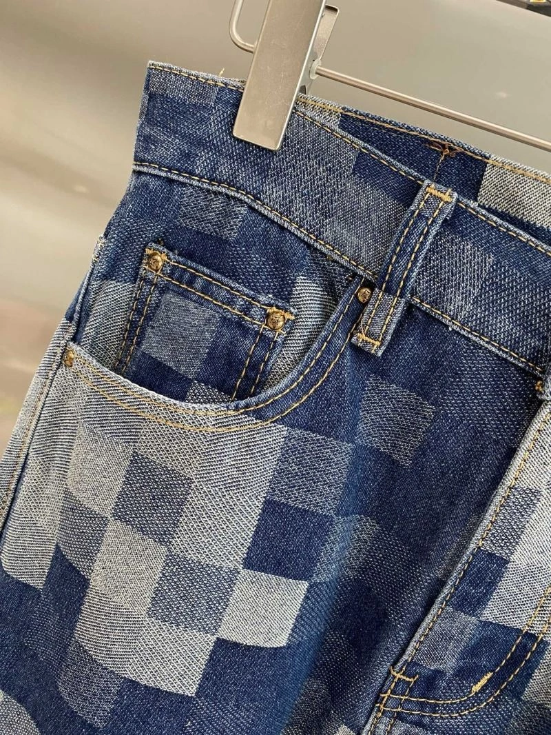 Sophisticated Louis Vuitton Jeans 135079