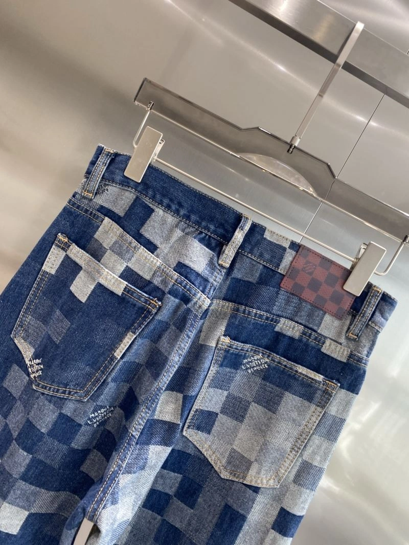 Sophisticated Louis Vuitton Jeans 135079