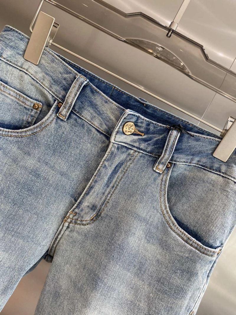 Contemporary Louis Vuitton Jeans 135098