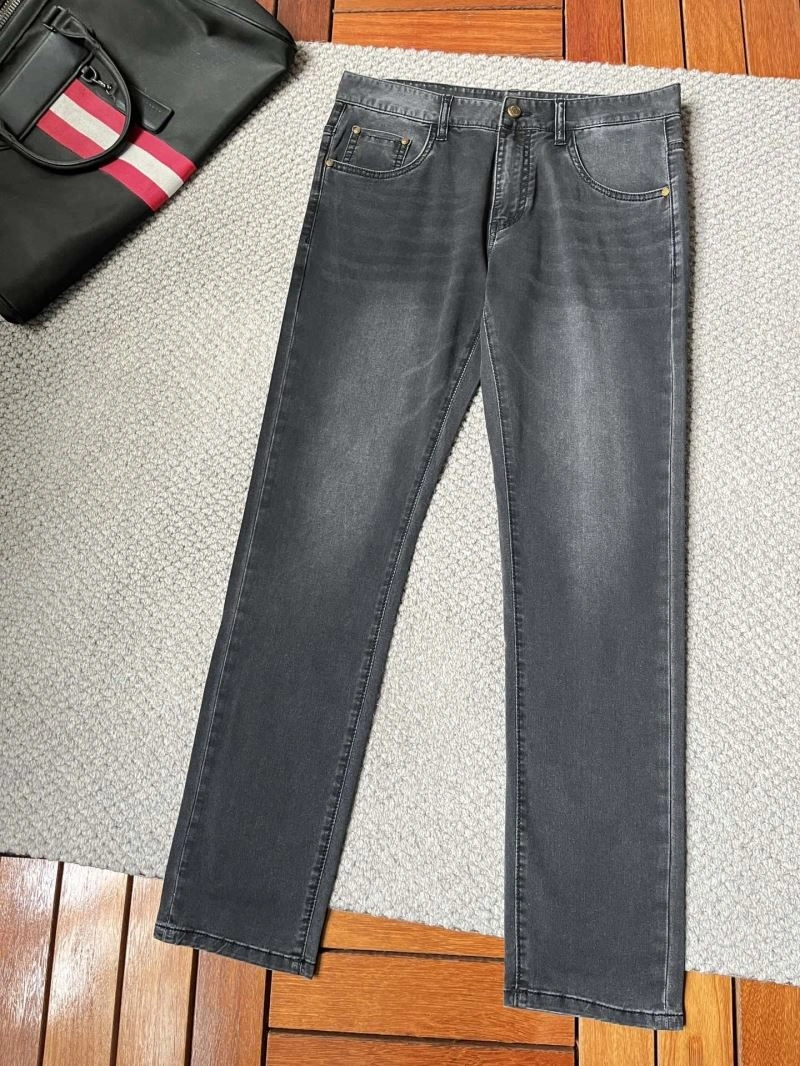 Effortless Louis Vuitton Jeans 135091