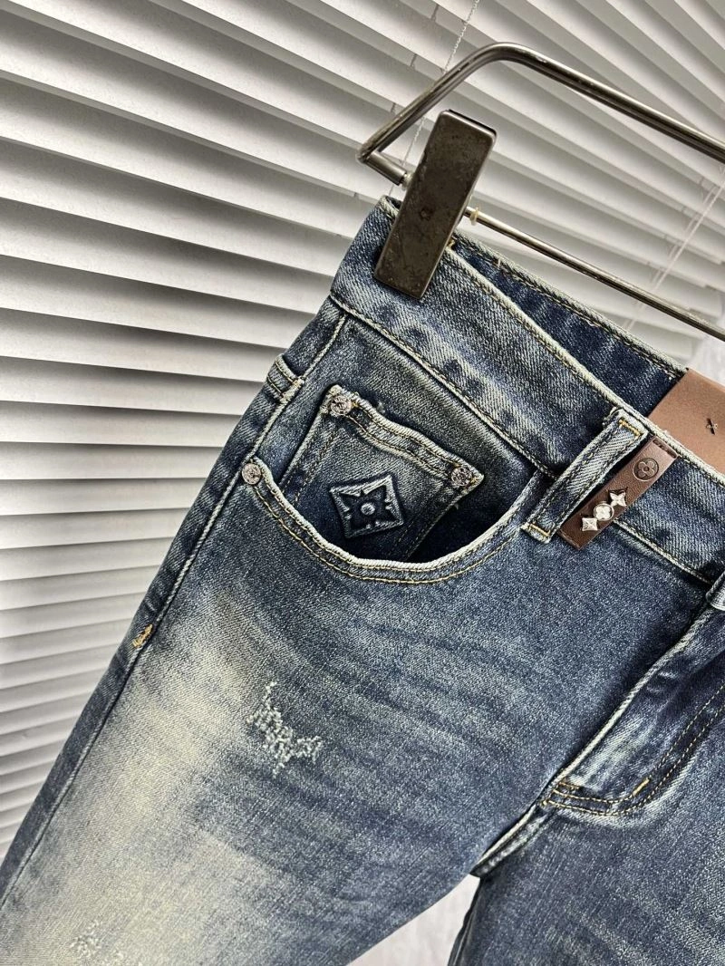 Louis Vuitton Jeans MultiPurpose 135093