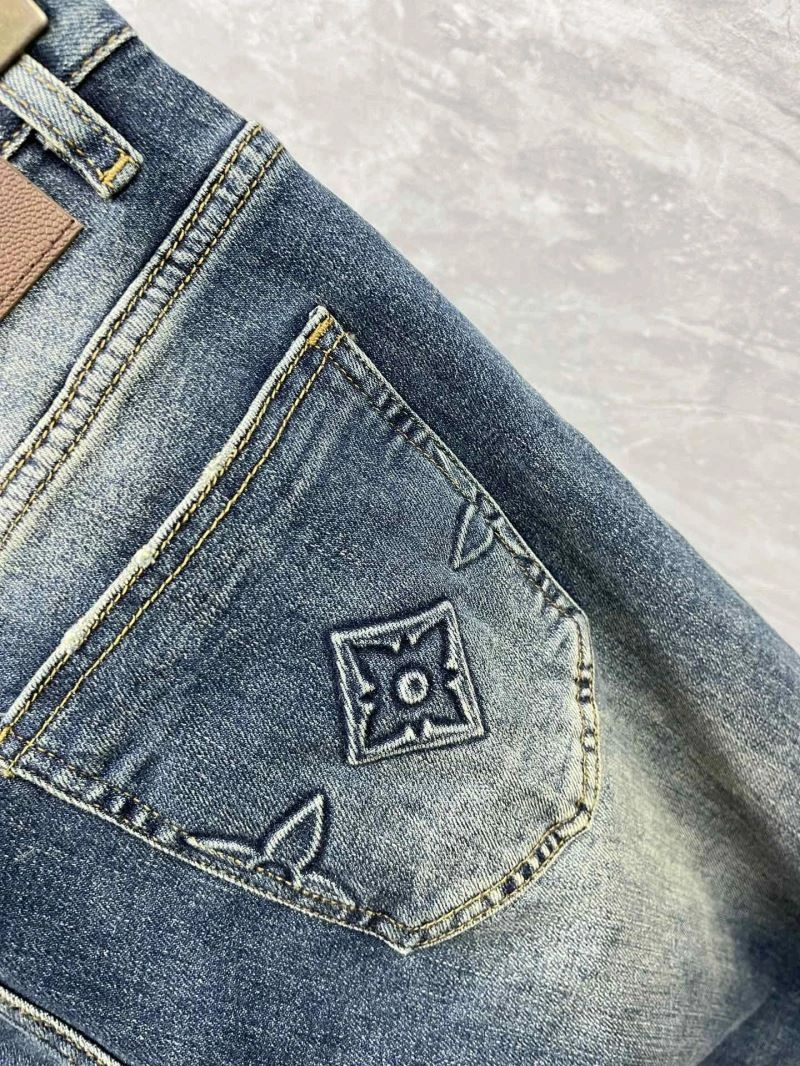 Louis Vuitton Jeans MultiPurpose 135093