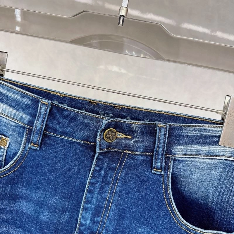 Louis Vuitton Jeans MultiPurpose 135088
