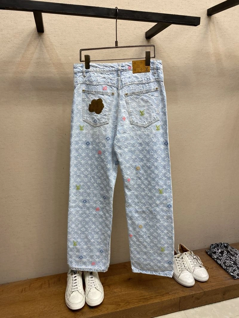 Louis Vuitton Jeans FashionForward 135041