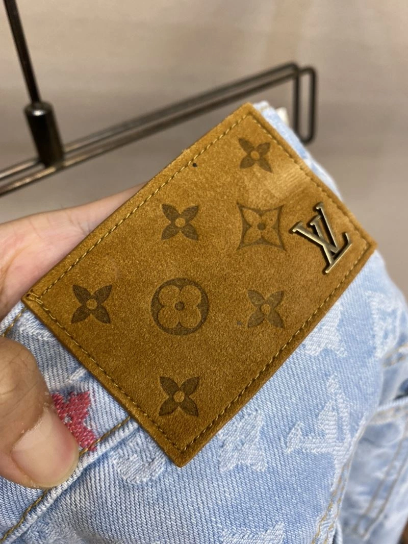 Louis Vuitton Jeans FashionForward 135041