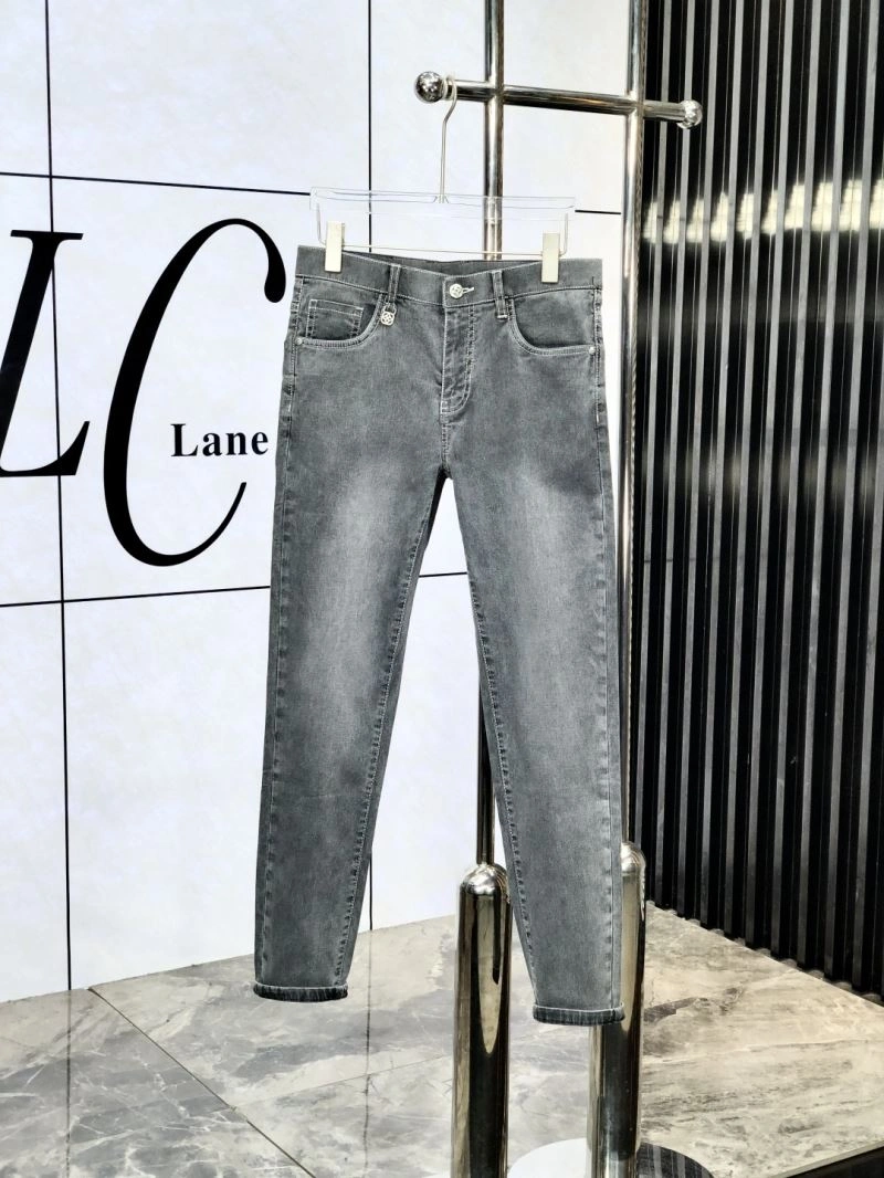 Breathable Louis Vuitton Jeans 135039
