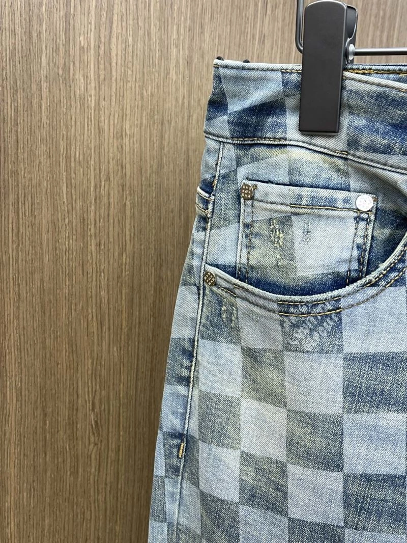 Supportive Louis Vuitton Jeans 135046