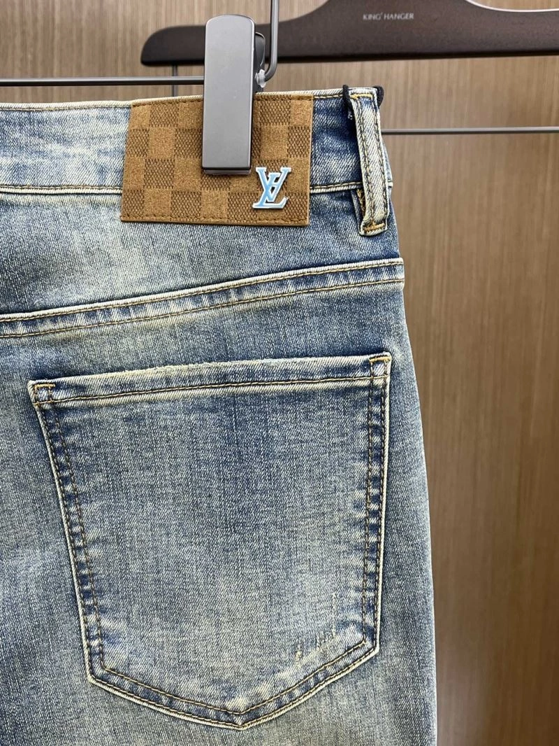 Supportive Louis Vuitton Jeans 135046