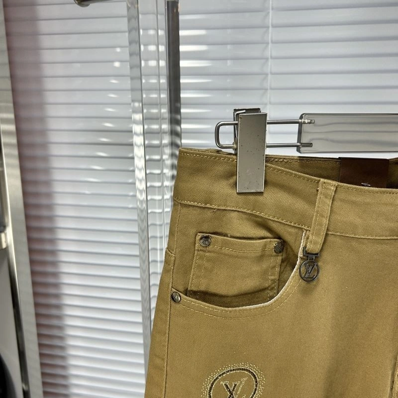 Sporty Louis Vuitton Jeans 135058