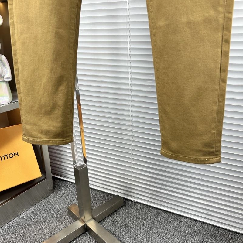 Sporty Louis Vuitton Jeans 135058