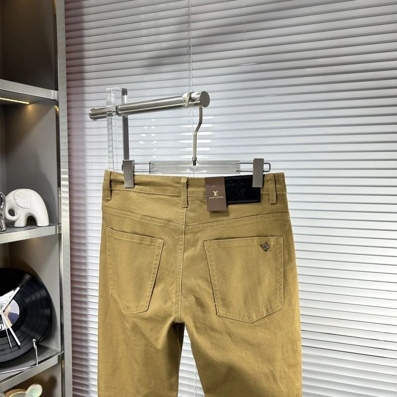 Sporty Louis Vuitton Jeans 135058