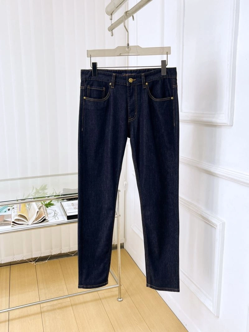 Lightweight Louis Vuitton Jeans 135059