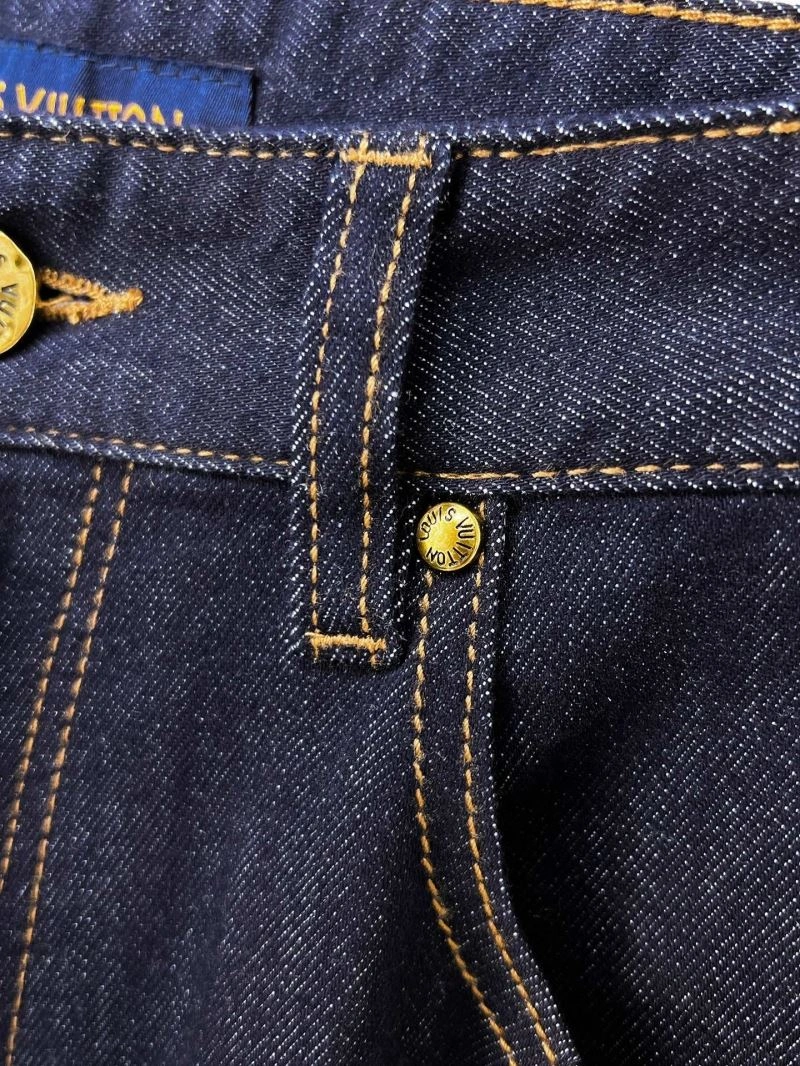 Lightweight Louis Vuitton Jeans 135059
