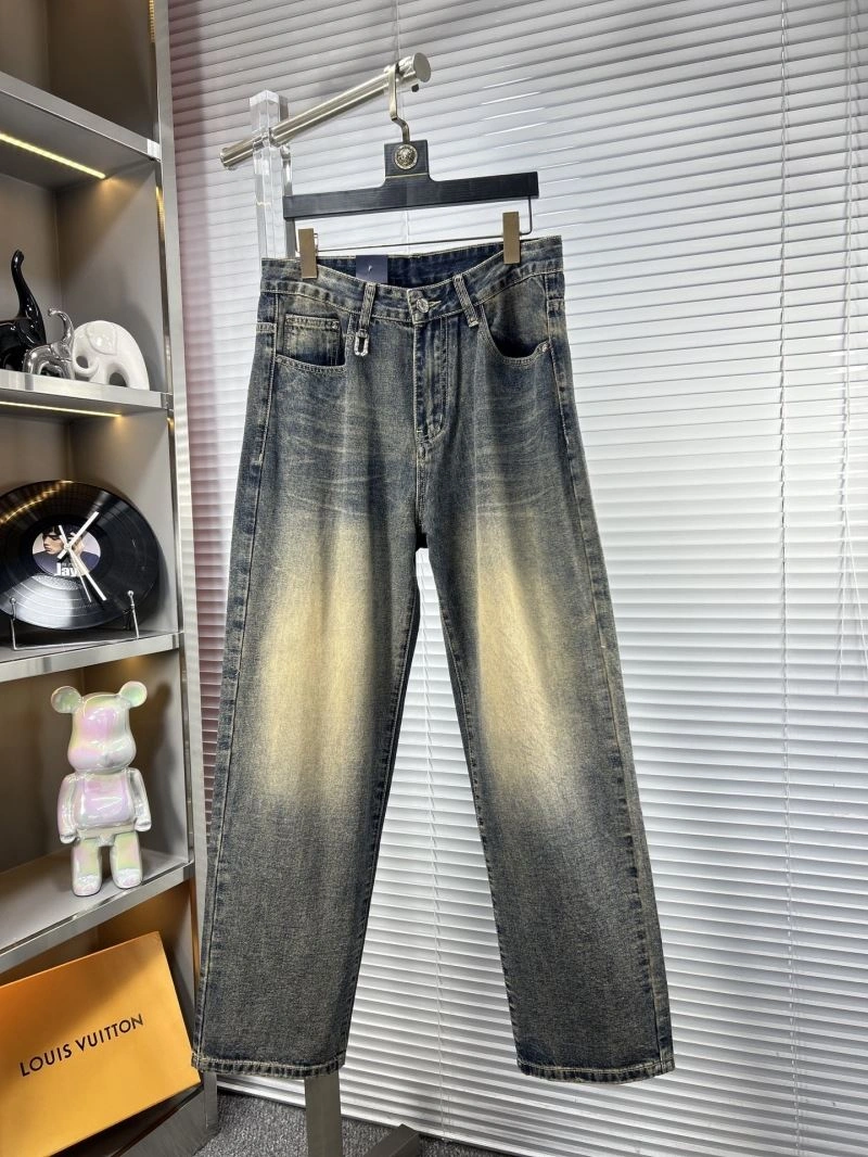 Timeless Louis Vuitton Jeans 135037