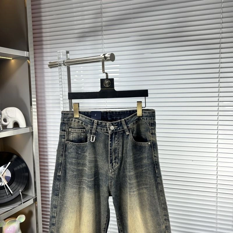 Timeless Louis Vuitton Jeans 135037