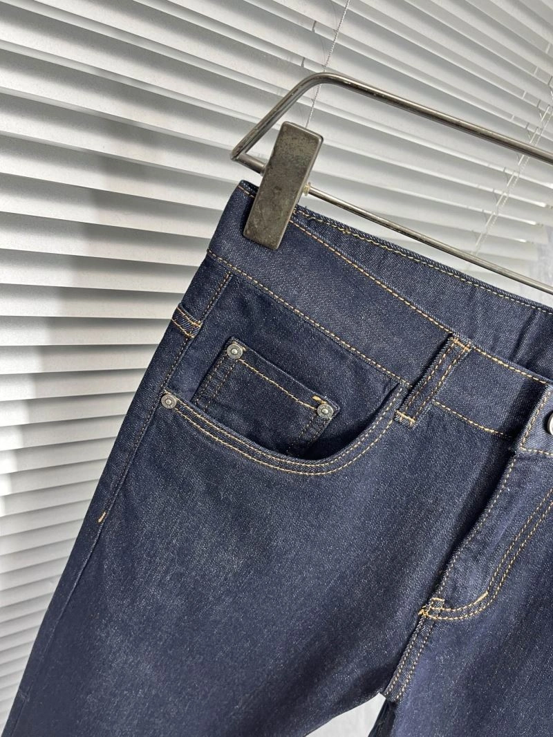Vibrant Louis Vuitton Jeans 135052