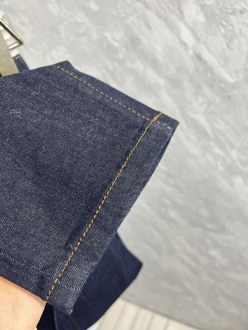Vibrant Louis Vuitton Jeans 135052