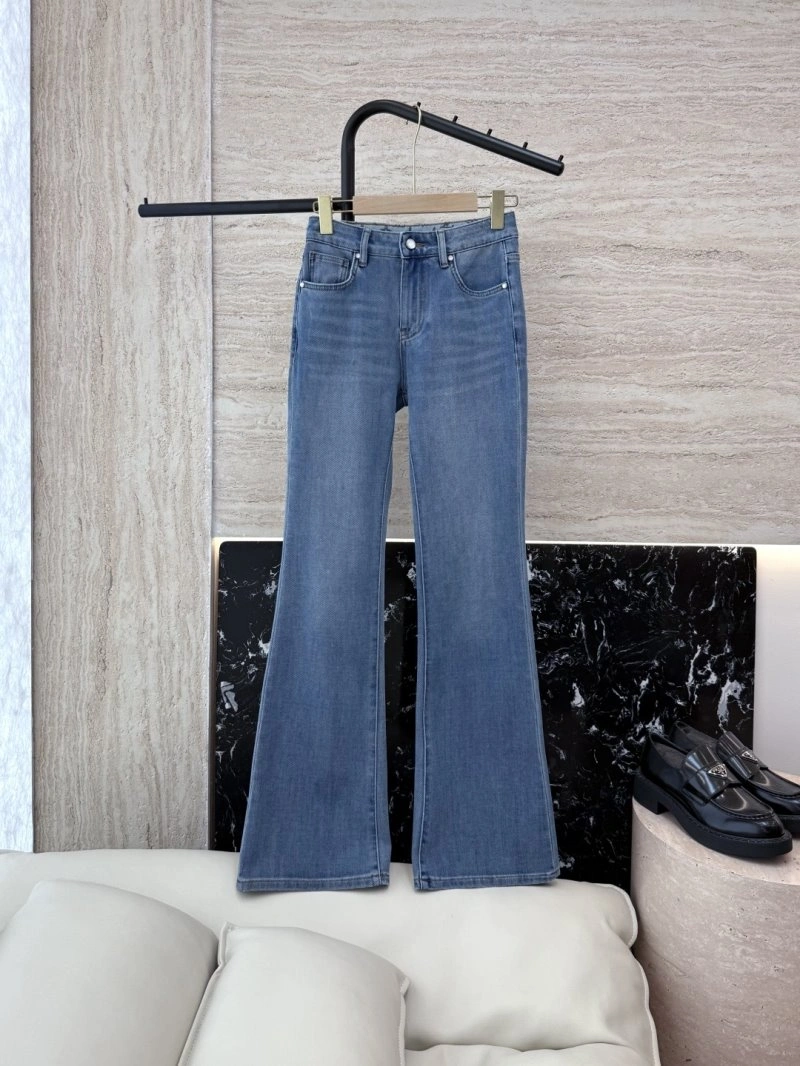 Resilient Louis Vuitton Jeans 131410