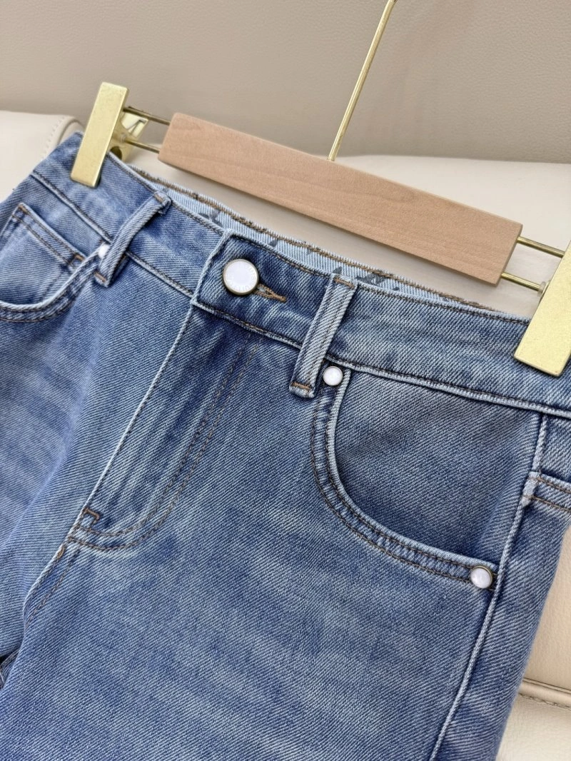 Resilient Louis Vuitton Jeans 131410